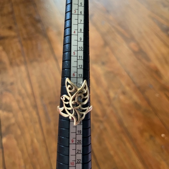 James Avery Retired 14K Yellow Gold Openwork Bird in Flight Dove cocktail ring - Picture 4 of 9